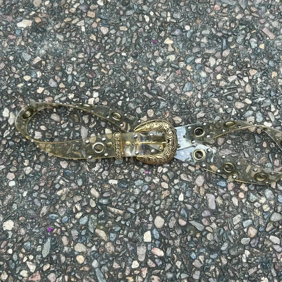 Vintage Plastic Fashion Belt with Large Grommet Holes Studs Gold Belt Buckle - Picture 4 of 6